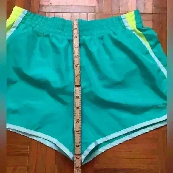 CHAMPION light teal running shorts with lining YOUTH XL - Picture 4 of 5